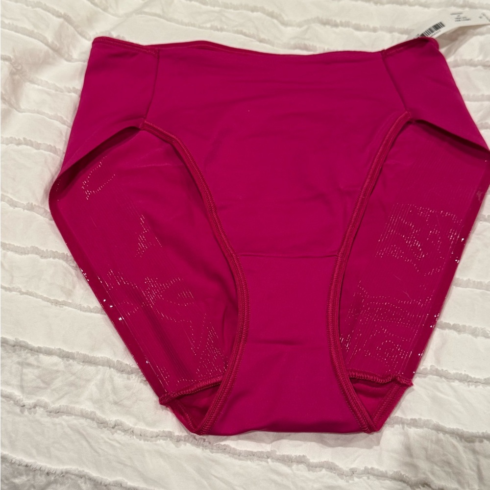 SOMA VANISHING TUMMY HIGH LEG SZ S NWT PINK COSMO
